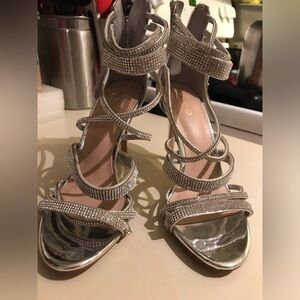SOLD— 💖🤩⚡️Aldo Swarovski Crystal’s heels⚡️🤩💖
